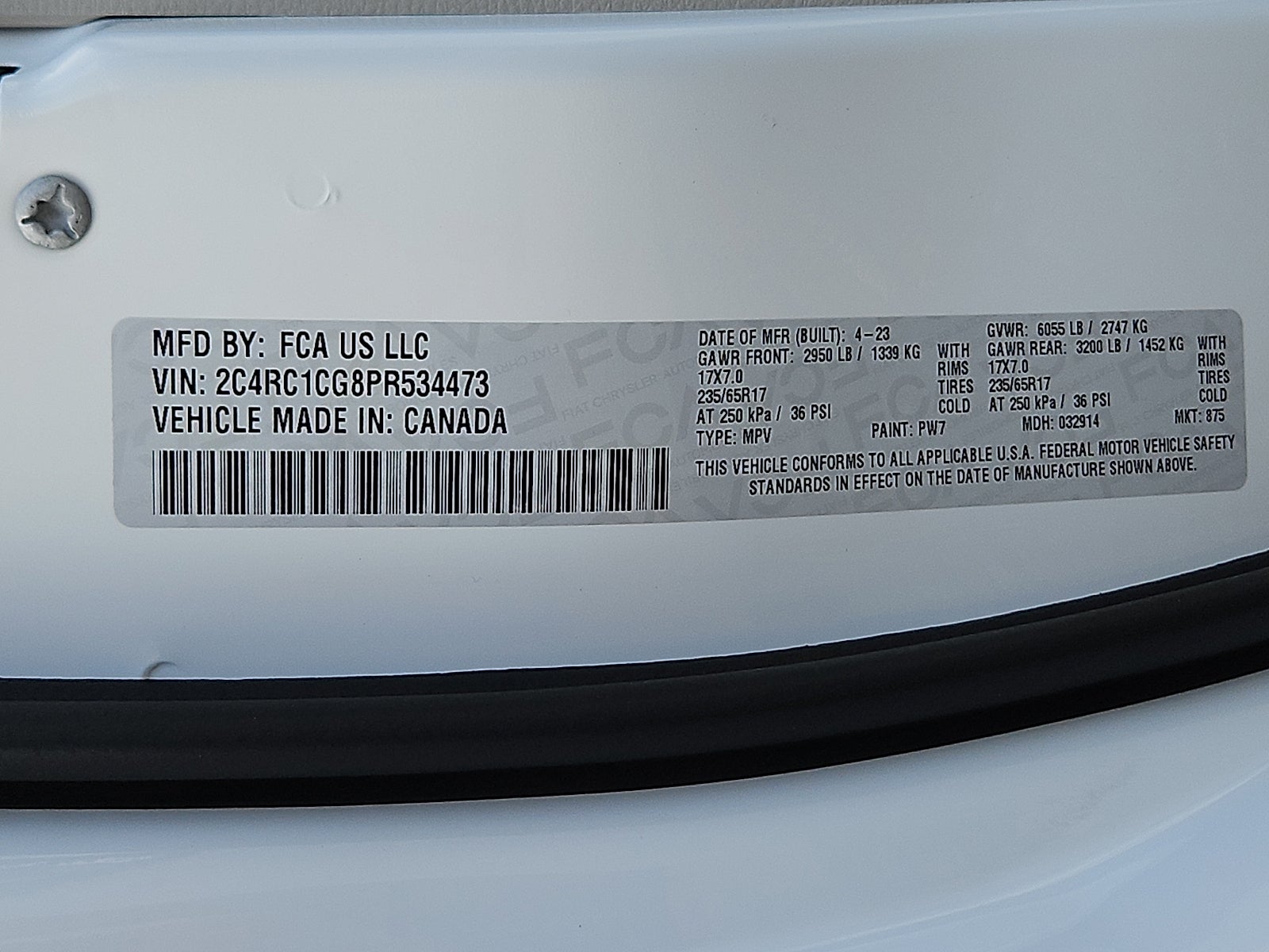 2023 Chrysler Voyager LX