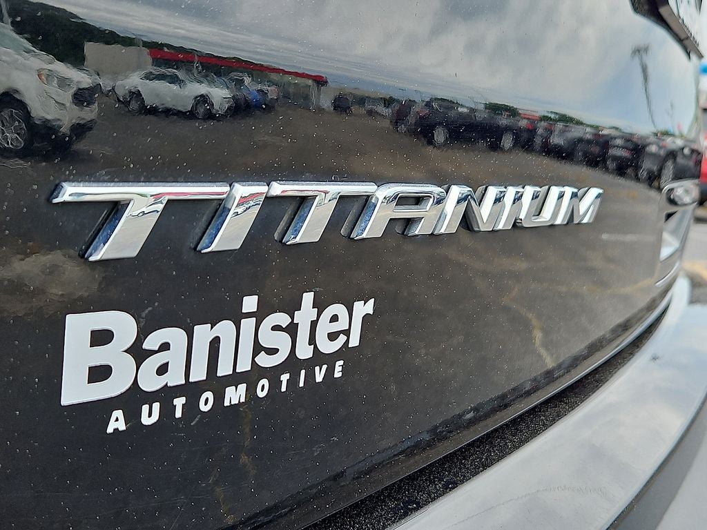 2022 Ford Edge Titanium