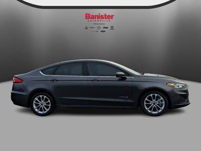 2019 Ford Fusion Hybrid SE