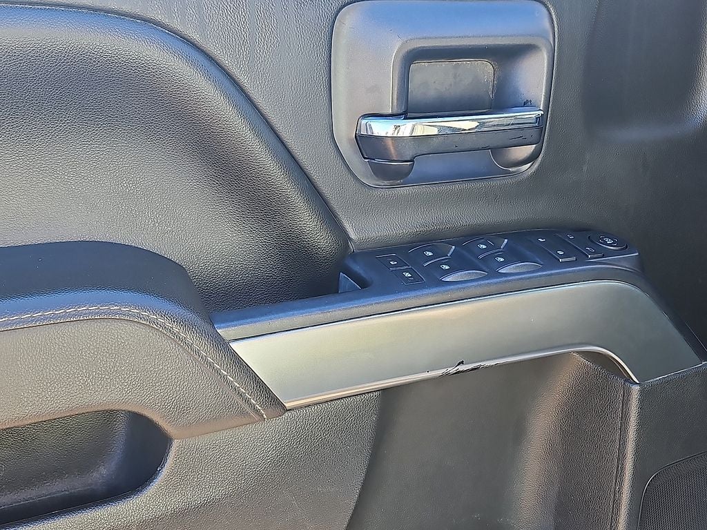 2017 Chevrolet Silverado LT