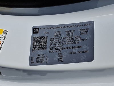 2023 GMC Sierra Pro