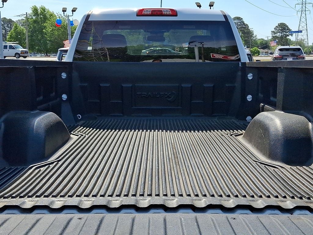 2023 GMC Sierra Pro