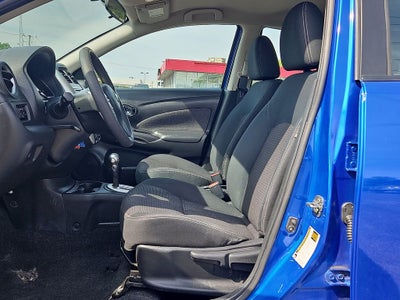 2016 Nissan Versa SV