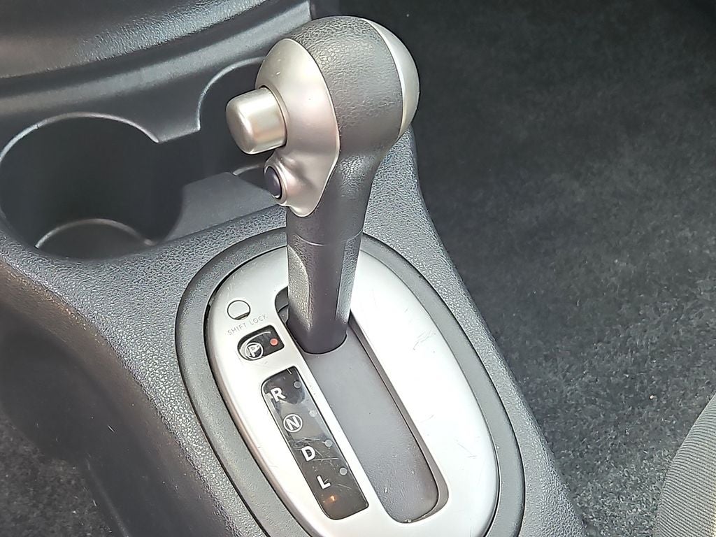 2016 Nissan Versa SV