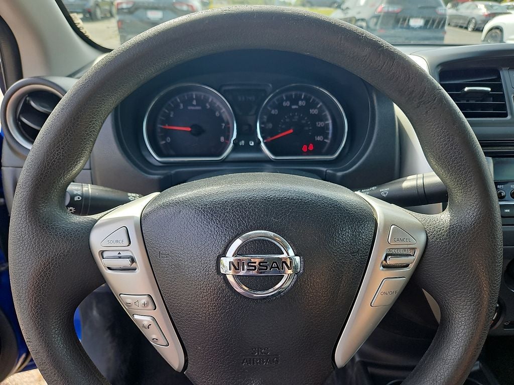 2016 Nissan Versa SV