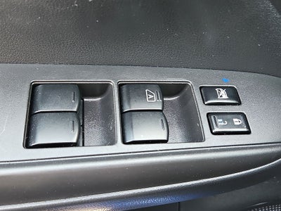 2016 Nissan Versa SV