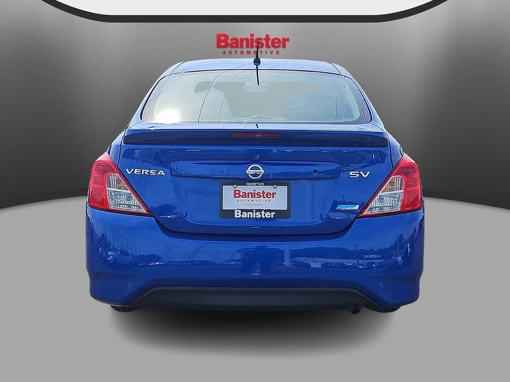 2016 Nissan Versa SV