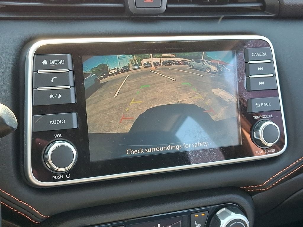 2020 Nissan Versa SR