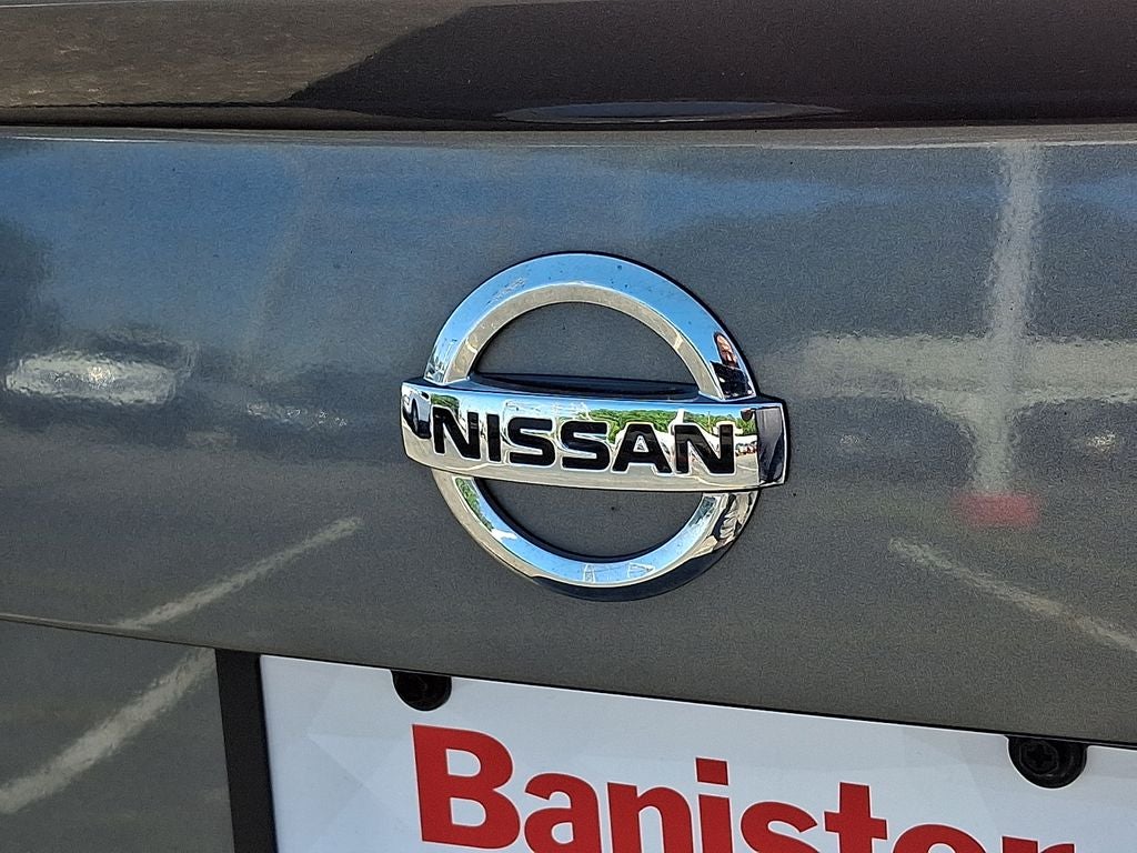 2020 Nissan Versa SR