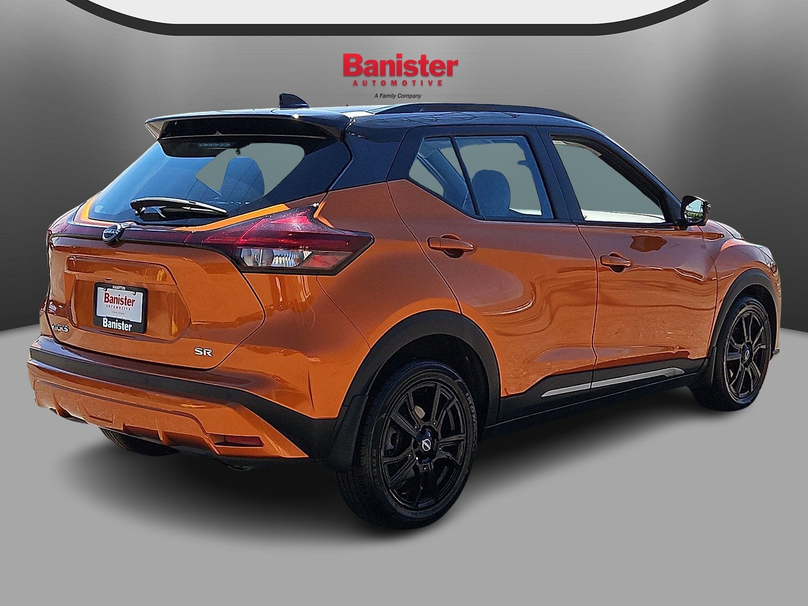 2022 Nissan Kicks SR