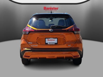 2022 Nissan Kicks SR