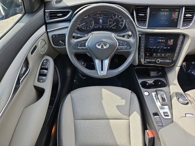2023 INFINITI QX50 LUXE