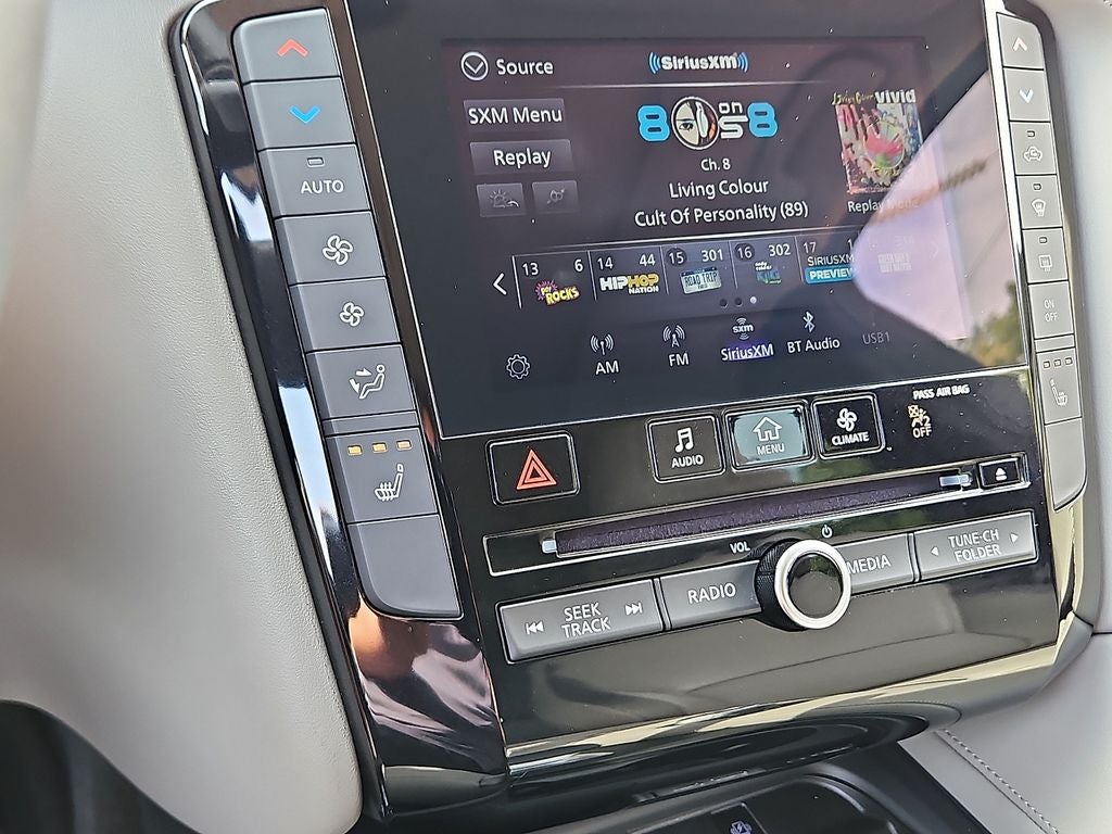 2023 INFINITI QX50 LUXE