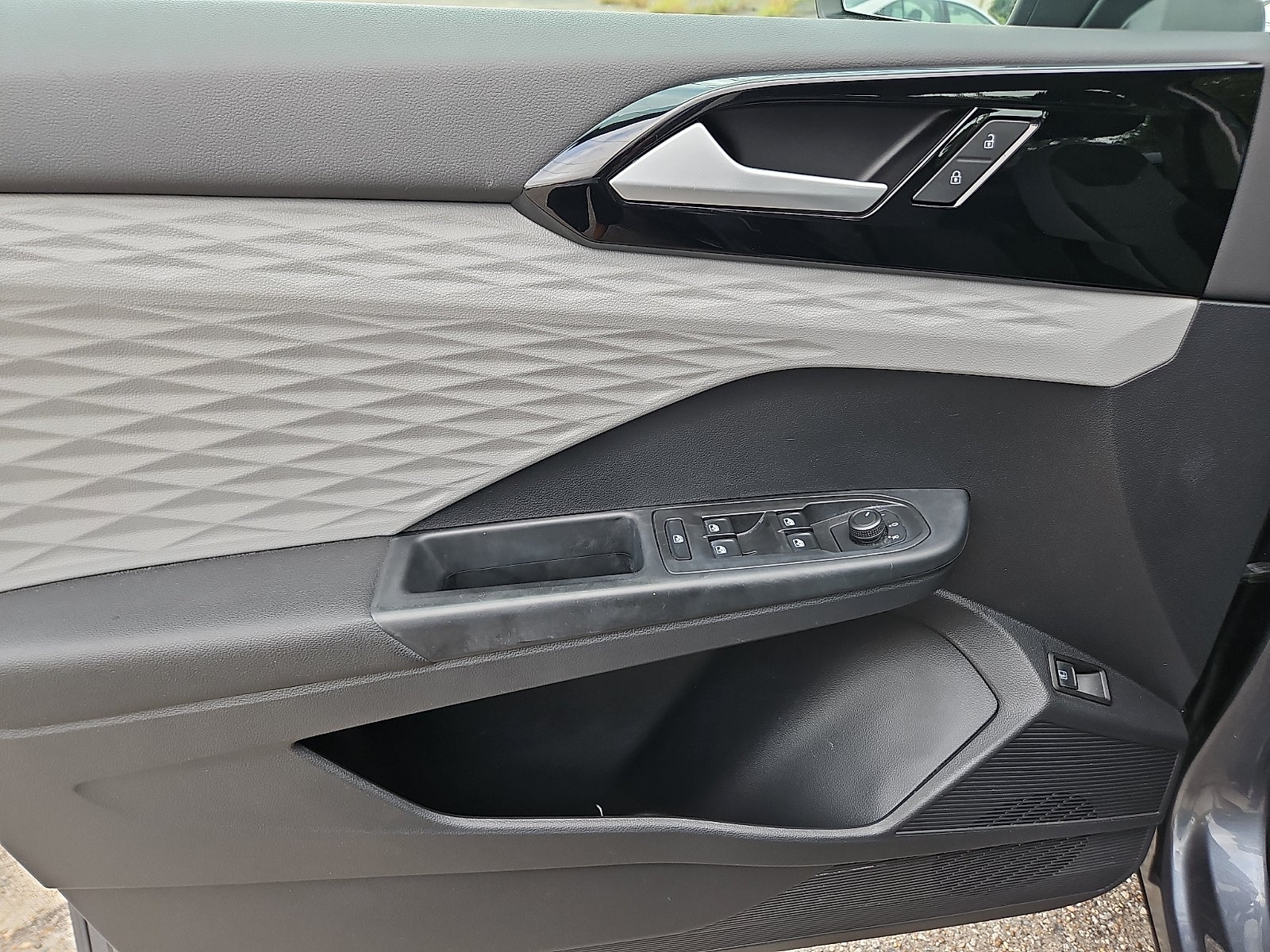 2022 Volkswagen Taos S