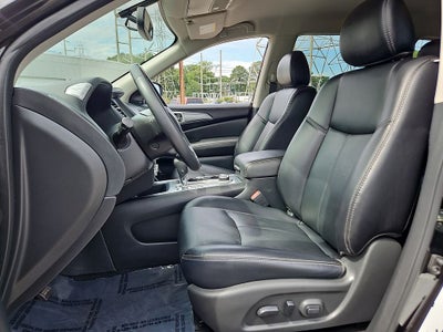 2019 Nissan Pathfinder SL