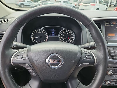 2019 Nissan Pathfinder SL