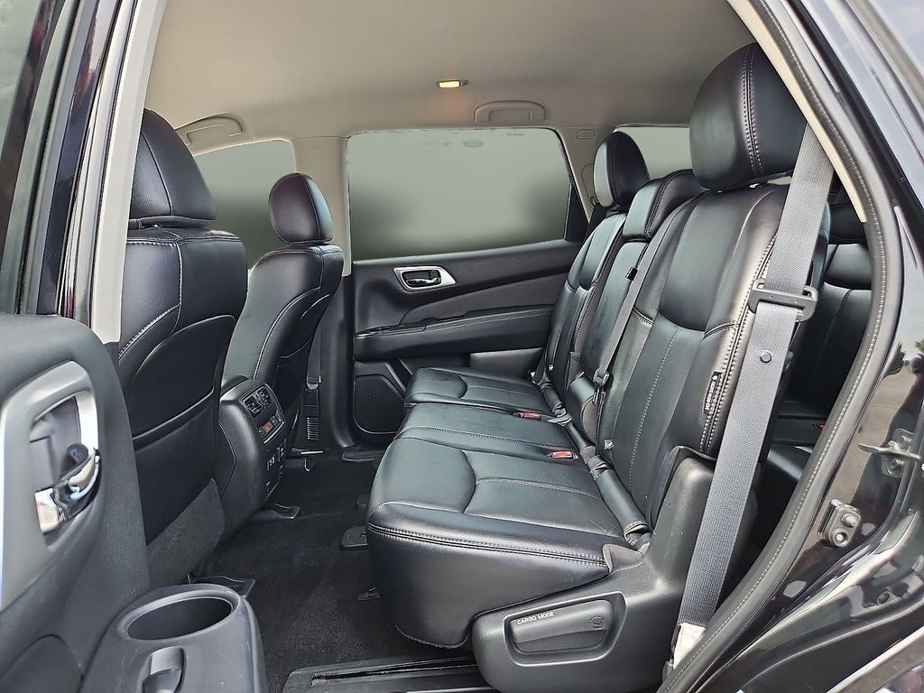 2019 Nissan Pathfinder SL