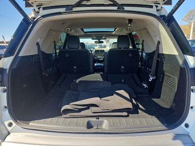 2022 Nissan Pathfinder SL