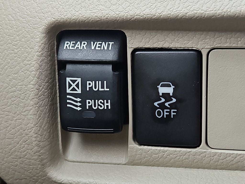 2020 Toyota Sienna XLE