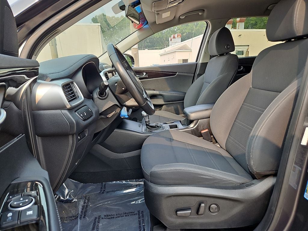 2020 Kia Sorento LX