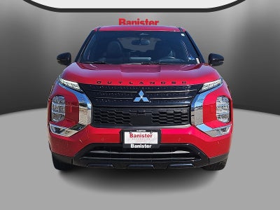 2024 Mitsubishi Outlander SE Black Edition w/Pano Roof