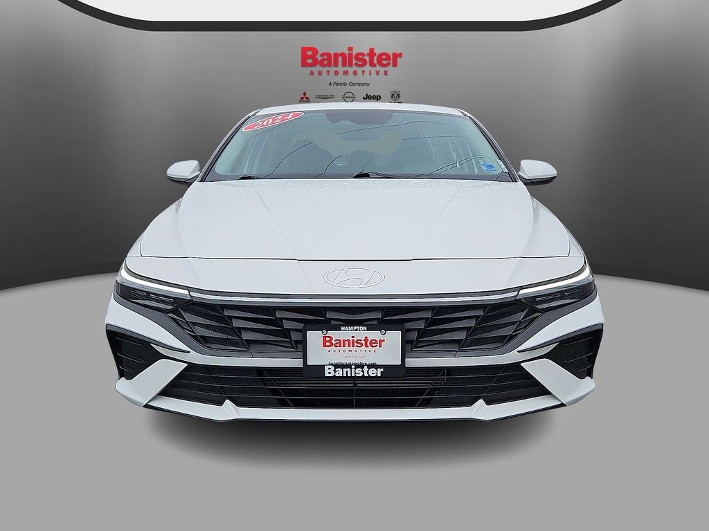 2024 Hyundai Elantra SE