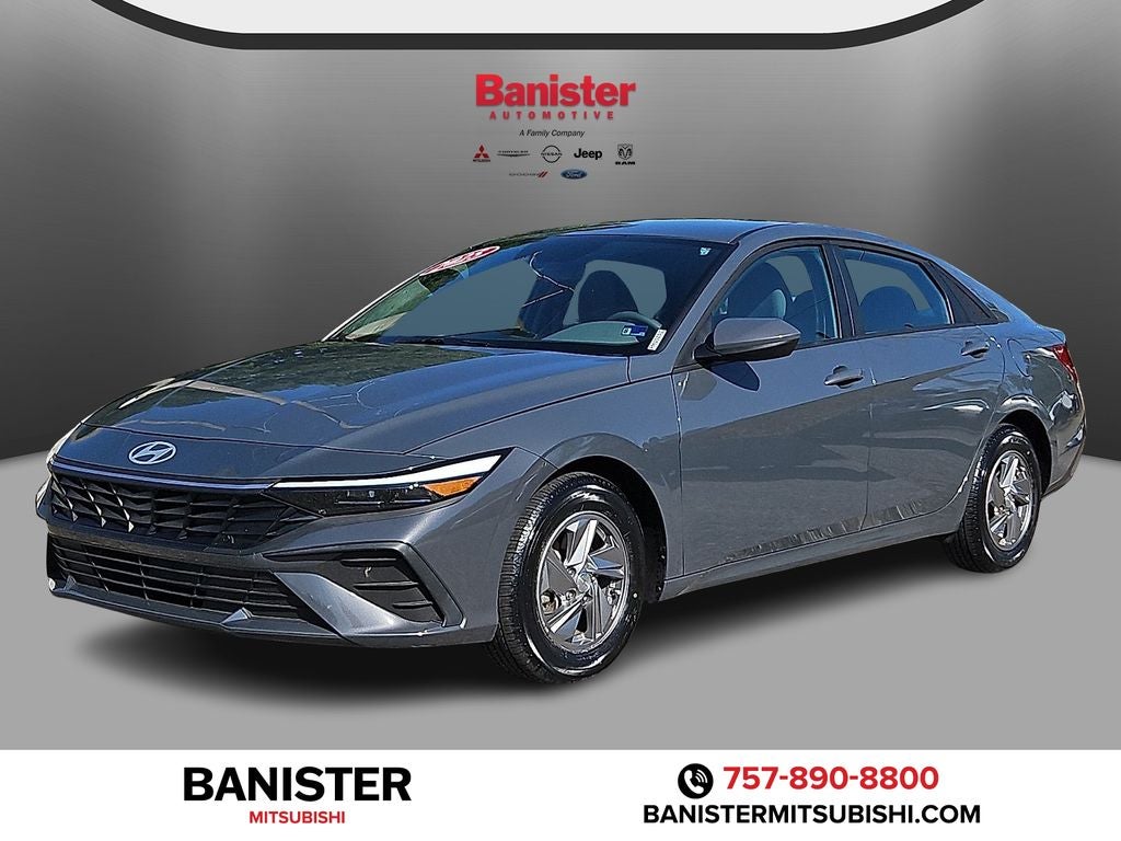 2025 Hyundai Elantra SE