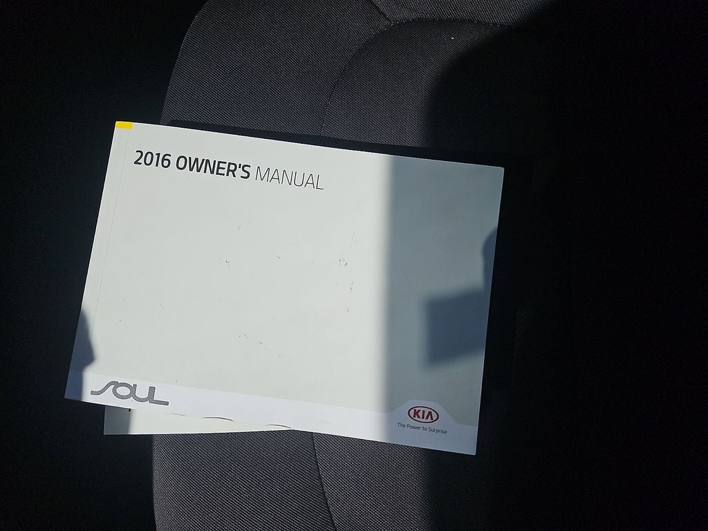 2016 Kia Soul Base