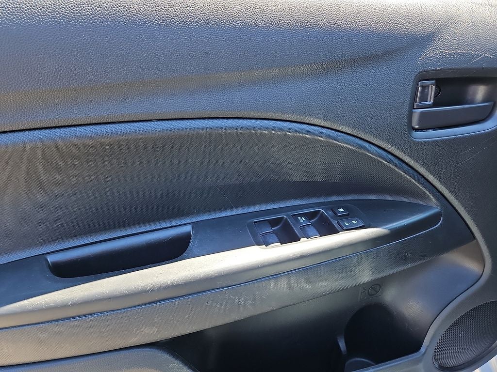 2022 Mitsubishi Mirage ES