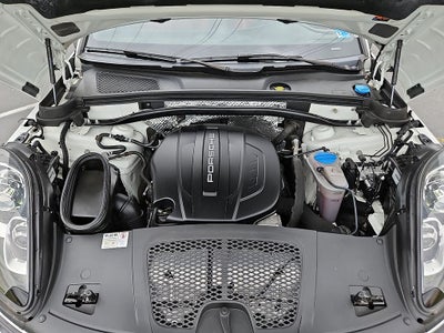 2018 Porsche Macan Base