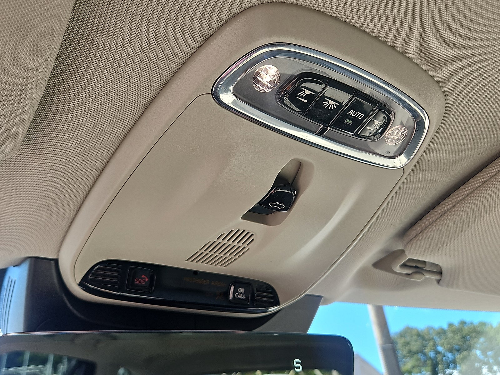 2021 Volvo XC90 Momentum