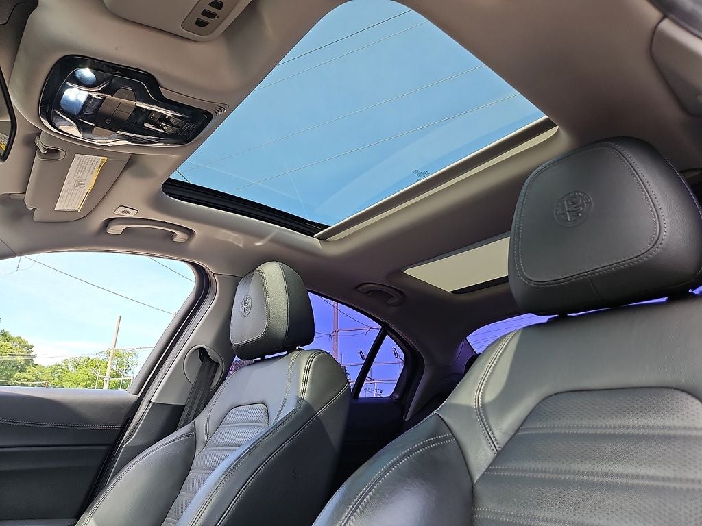 2019 Alfa Romeo Giulia Ti Sport Carbon